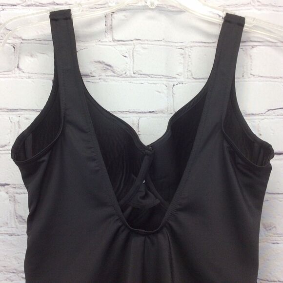 MiracleSuit Ruched One Piece Swimsuit Women's 6/10 Black Beach Cruise Vacation - Picture 9 of 11